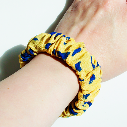 Hårstyling DK - Flad Scrunchie | Humlebi