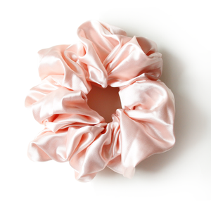 Hårstyling DK - Juliani Scrunchie | Rosa